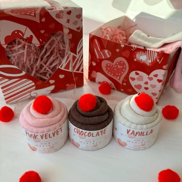 Custom Dyed Nike Ankle Socks - Valentine’s Day 3 Pack - Picture 4 of 4